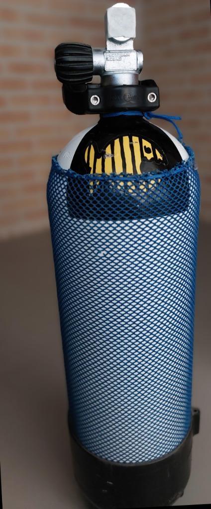 2)10L duikfles DIN INT insert met net, kraan en voet 232 bar, Watersport en Boten, Duiken, Zo goed als nieuw, Duikfles, Ophalen of Verzenden