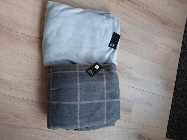 Nieuw1 persoons fleece Dekbedovertrek & Hoeslaken Set., Huis en Inrichting, Woonaccessoires | Plaids en Woondekens, Nieuw, Ophalen of Verzenden