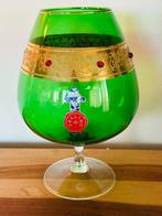 Italiaans-Venetiaanse glazen vaas op voeten of bokaal, Antiek en Kunst, Antiek | Glas en Kristal, Ophalen of Verzenden