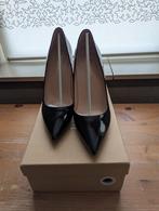 Zwarte pumps maat 38, Ophalen of Verzenden, Zo goed als nieuw, Zwart
