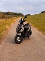 Piaggio zip 2018, Fietsen en Brommers, Scooters | Piaggio, Maximaal 45 km/u, Zip, Ophalen of Verzenden, Zo goed als nieuw