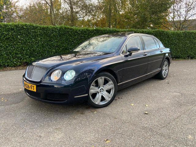 Bentley Continental Flying Spur 6.0 W12 / Full options, Auto's, Bentley, Bedrijf, Te koop, Flying Spur, 4x4, Airconditioning, Climate control