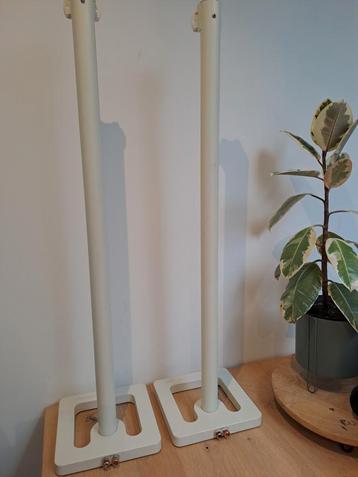 Monitor Audio Radius 90HD Speaker Stands beschikbaar voor biedingen