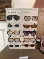 Zonnebrillen Display - Quay Australia, Zonnebril, Wit, Zo goed als nieuw, Ophalen