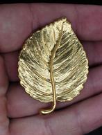 prachtige vintage hangende broche, Ophalen of Verzenden, Zo goed als nieuw, Overige materialen
