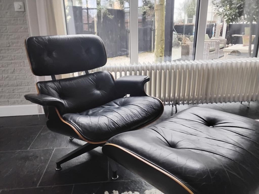 Eames Lounge Chair & Ottoman - Herman Miller Origineel, Huis en Inrichting, Fauteuils, Gebruikt, Hout, Leer, Metaal, 75 tot 100 cm