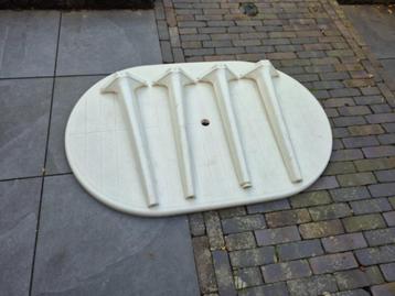 Hartman tuintafel. beschikbaar voor biedingen