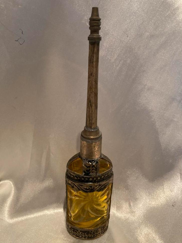 Vintage Bourjois parfumfles met Marokkaanse garnituur, Verzamelen, Parfumverzamelingen, Gebruikt, Parfumfles, Ophalen of Verzenden