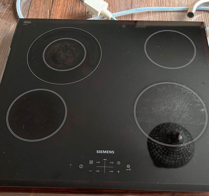 Siemens keramische kookplaat ET665RF11E, Witgoed en Apparatuur, Kookplaten, Gebruikt, Inbouw, Keramisch, 4 kookzones, Ophalen
