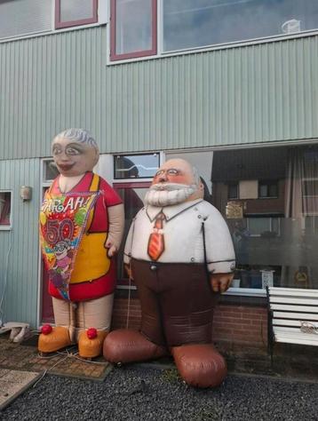 Sarah en abraham poppen te huur! Pop past op het balkon! beschikbaar voor biedingen