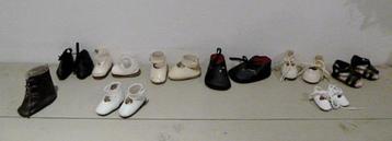 8 Paar poppenschoentjes beschikbaar voor biedingen