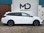 Toyota Auris Touring Sports 1.8 Hybrid Aspiration / Camera, 65 €/maand, Stof, Gebruikt, Wit