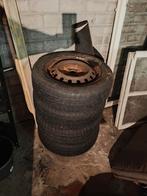 Stalen velgen 15 inch 4x100 Toyota Yaris met winterbanden, Ophalen, Gebruikt