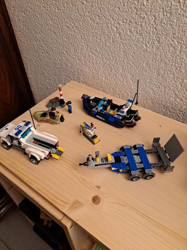 Lego Politie patrouille 60045 grote set blauwe boot, Kinderen en Baby's, Speelgoed | Duplo en Lego, Zo goed als nieuw, Lego, Complete set