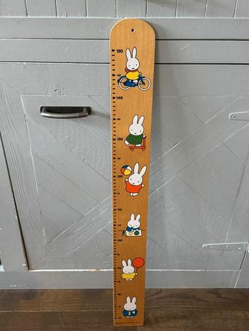 Nijntje Groeimeter - Kinderkamer Decoratie beschikbaar voor biedingen