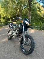 Derbi Senda X-Treme SM 50cc Orgineel!, Fietsen en Brommers, Brommers | Derbi, Ophalen, 6 versnellingen, Maximaal 45 km/u, Zo goed als nieuw