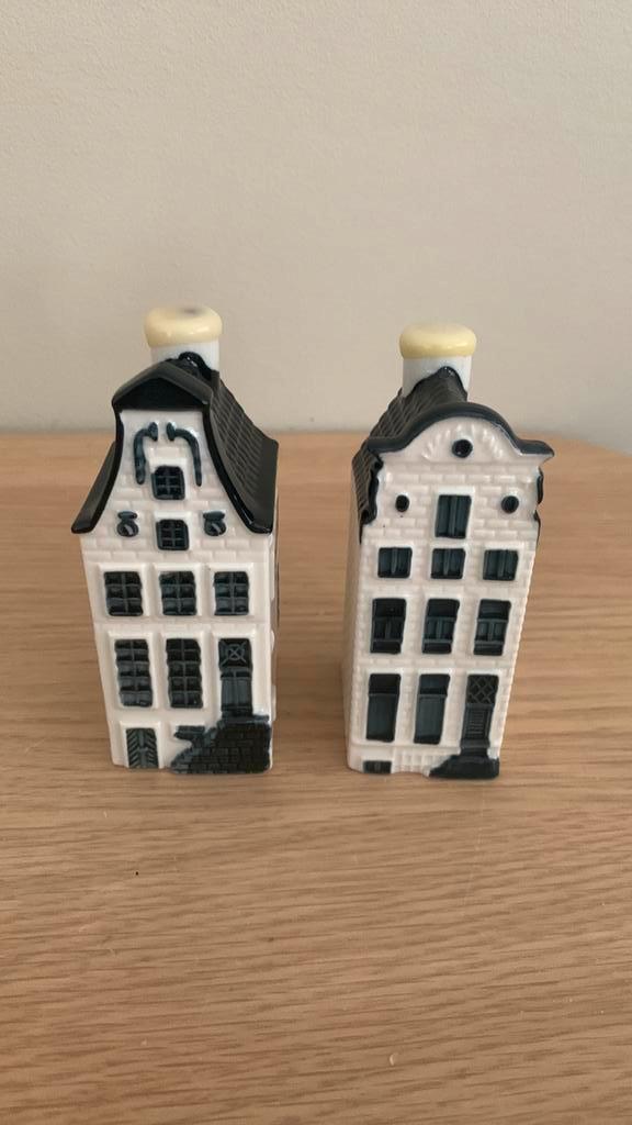 KLM huisjes 9 & 60, Verzamelen, KLM Huisjes, Zo goed als nieuw, 41 t/m 60, Gevuld, Ophalen of Verzenden