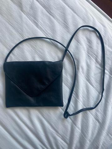 Mooi zwart tasje H&M beschikbaar voor biedingen
