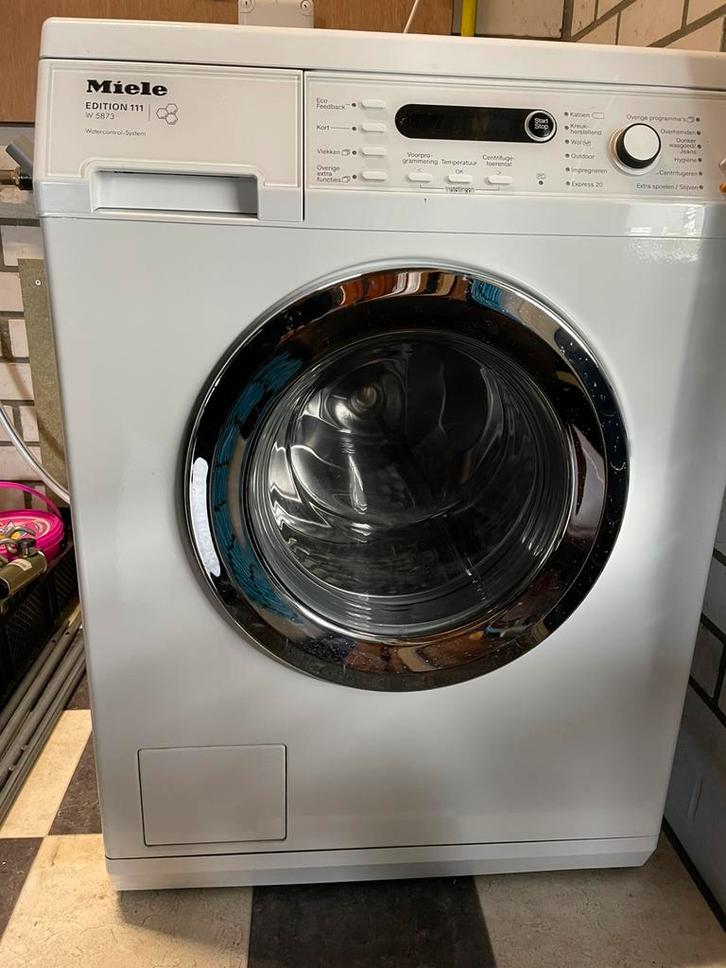 Miele wasmachine W5873 Edition 111, Witgoed en Apparatuur, Wasmachines, Gebruikt, Voorlader, 6 tot 8 kg, 85 tot 90 cm, 1200 tot 1600 toeren