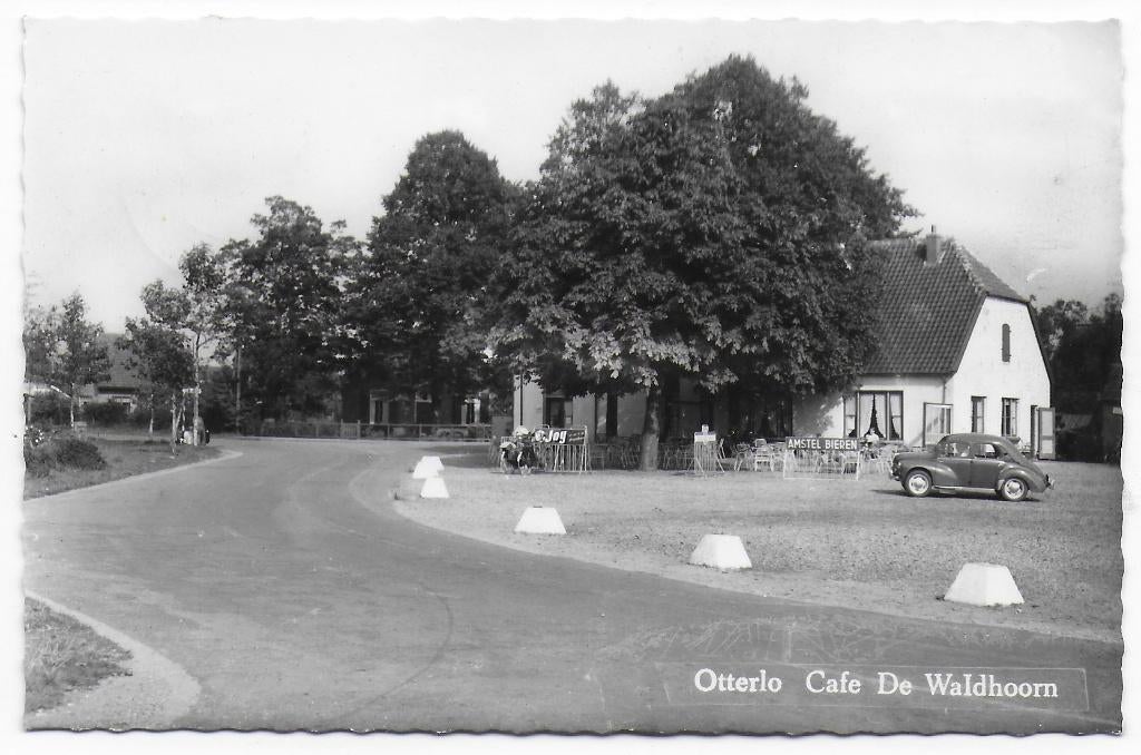 Otterlo Cafe de Waldhoorn  Gelopen  Ansichtkaart   (B7465 ), Ophalen of Verzenden, 1960 tot 1980, Gelopen