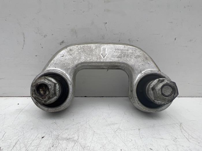 Stabilisatorstang voor van een Volkswagen Passat, Auto-onderdelen, Ophanging en Onderstel, Volkswagen, Gebruikt, 3 maanden garantie