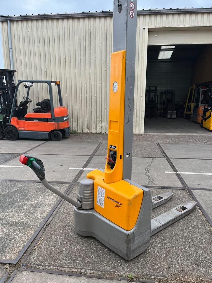 Jungheinrich stapelaar, Zakelijke goederen, Machines en Bouw | Heftrucks en Intern transport, Stapelaar, Elektrisch, 1000 tot 2000 kg