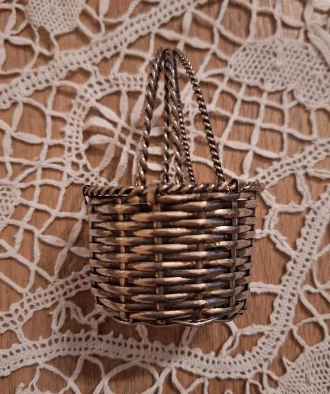 Oud gevlochten zilveren mandje, Antiek en Kunst, Antiek | Goud en Zilver, Ophalen of Verzenden