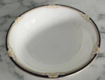 gezocht: wedgwood cavendish r4680 bowl / kom beschikbaar voor biedingen
