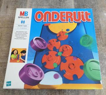 Onderuit MB vierkante doos vanaf 7 jaar. beschikbaar voor biedingen