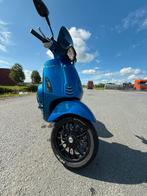 vespa sprint azzurro blauw, Ophalen, Zo goed als nieuw
