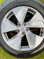 Cupra Born 18 inch velgen met Bridgestone banden, Ophalen, 18 inch, 215 mm, Banden en Velgen