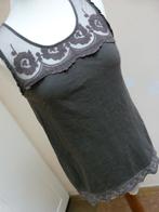 Grijze top met kant America today maat S 36, Ophalen of Verzenden, Zo goed als nieuw, Maat 36 (S), Zonder mouw