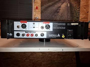Samick SMP4000 Eindversterker - 2x200 Watt beschikbaar voor biedingen