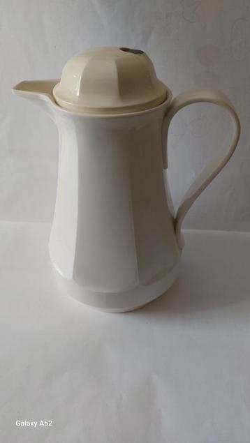 Thermo koffiekan beschikbaar voor biedingen