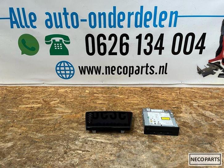 SKODA KODIAQ SUPERB NAVIGATIE NAVIGATIESYSTEEM BEELDSCHERM, Auto-onderdelen, Dashboard en Schakelaars, Skoda, Gebruikt, Ophalen of Verzenden