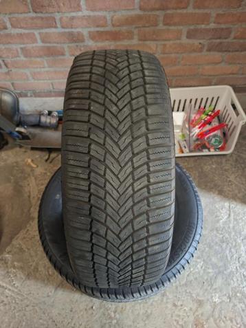 2x 205/60R16 All season Bridgestone beschikbaar voor biedingen