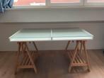 Bureau ikea glas met Mittback schragen, Huis en Inrichting, Bureaus, Ophalen, Zo goed als nieuw, Bureau