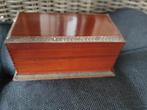 Houten sieradendoosje met zilveren rand mahonie hout, Antiek en Kunst, Ophalen of Verzenden