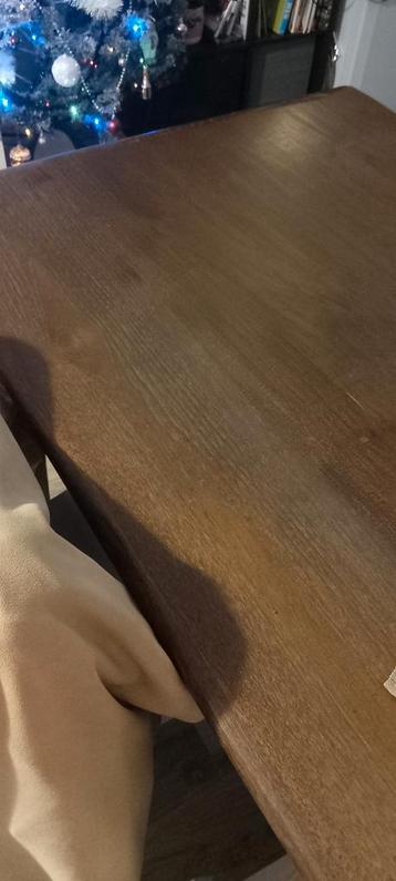Te koop donker houten eettafel 160x 80 cm beschikbaar voor biedingen