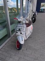Vespa LX50 ,2takt uit 2011, Fietsen en Brommers, Scooters | Vespa, Ophalen, Zo goed als nieuw, Vespa LX