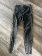 FB sister spijkerbroek grijs, maat L, Kleding | Dames, Spijkerbroeken en Jeans, Ophalen of Verzenden, Nieuw, Grijs, W28 - W29 (confectie 36)