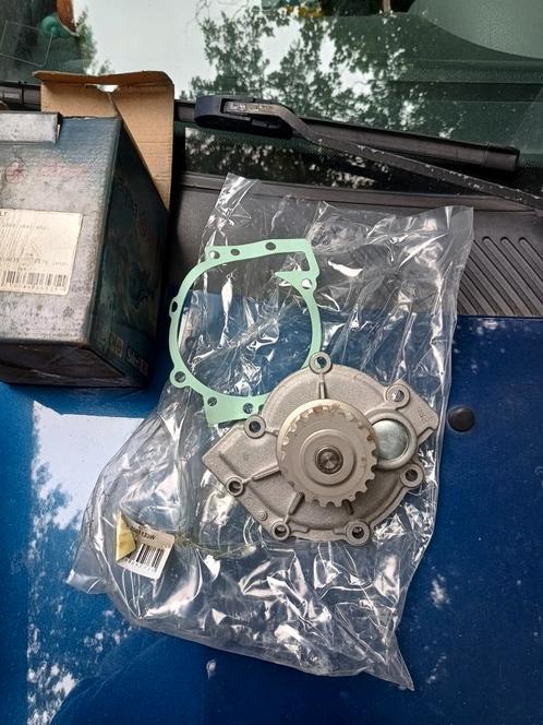 Nieuwe Waterpomp Renault Laguna Safrane Ford Volvo, Auto-onderdelen, Overige Auto-onderdelen, Ford, Renault, Volvo, Nieuw, Ophalen of Verzenden