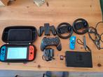 Nintendo switch+accessoires +controllers+game+nieuwe accu, Met 2 controllers, Ophalen of Verzenden, Zo goed als nieuw, Switch Original