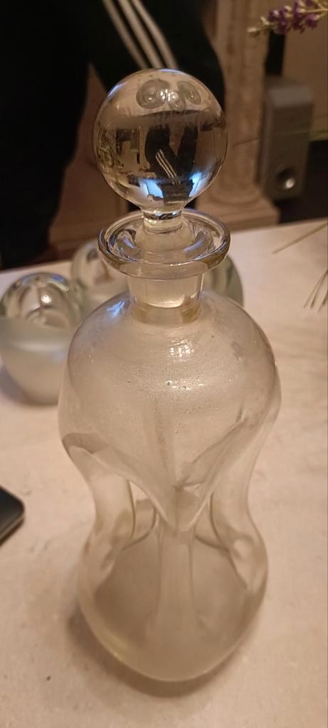 Vintage Glazen Karaaf met Stop, Huis en Inrichting, Woonaccessoires | Vazen, Gebruikt, Overige kleuren, 50 tot 75 cm, Glas, Ophalen of Verzenden