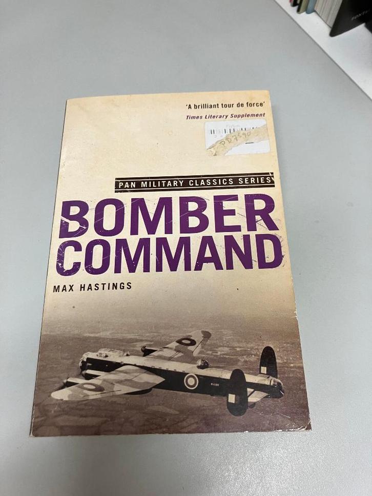 Bomber Command Max Hastings, Boeken, Oorlog en Militair, Gelezen, Luchtmacht, Tweede Wereldoorlog, Ophalen of Verzenden