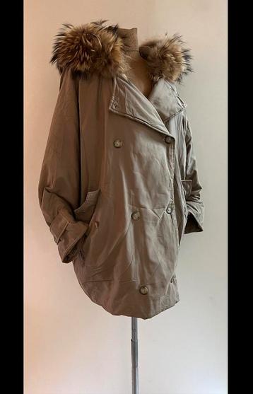 Max Mara MaxMara oversized parka bont capuchon kaki beschikbaar voor biedingen