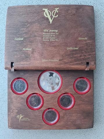 400 jr. VOC - Nederland - set duiten - zilveren penning 2002 beschikbaar voor biedingen