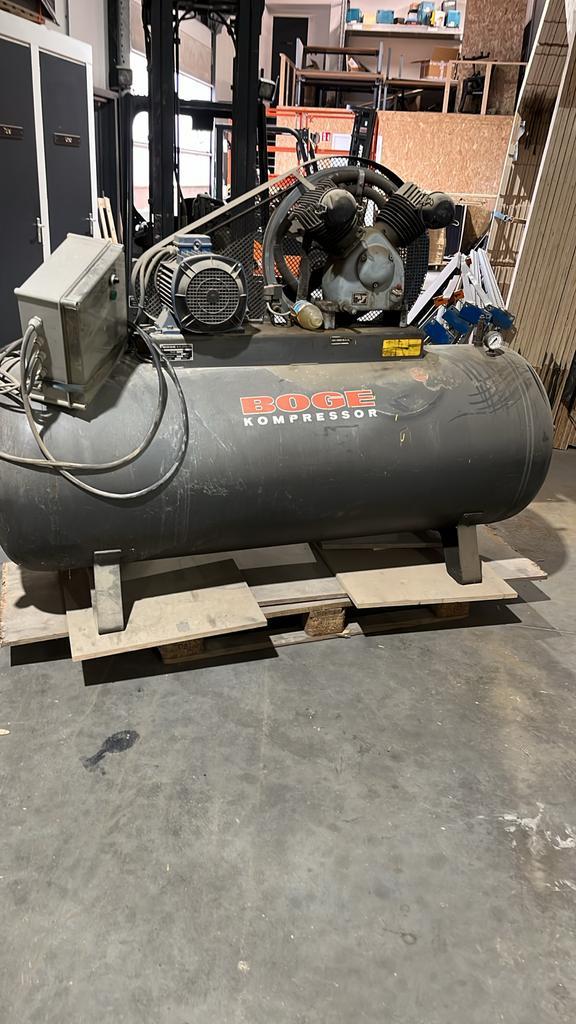 Boge Compressor met 750L Tank, Doe-het-zelf en Verbouw, Compressors, Gebruikt, 10 bar of meer, 100 liter of meer, 800 liter/min of meer
