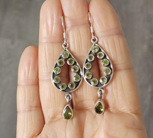 zilveren oorbellen met natuurlijke Peridot steen zilver 925, Sieraden, Tassen en Uiterlijk, Oorbellen, Nieuw, Hangers, Zilver