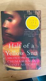 Half of a Yellow Sun, Ophalen of Verzenden, Zo goed als nieuw